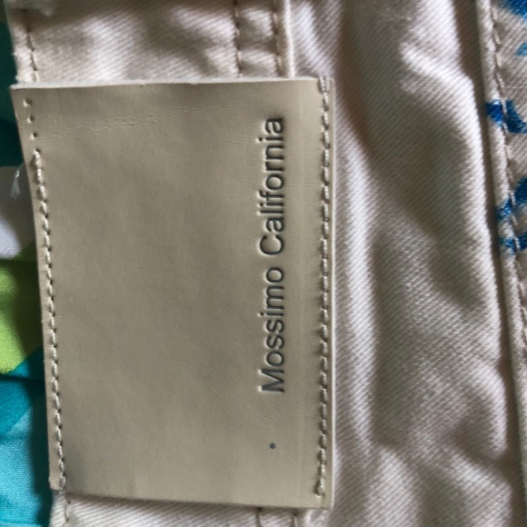 Mossimo Short shorts - Picture 3 of 4